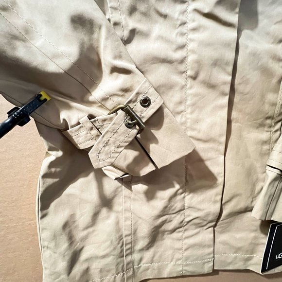 UGG Australia Women's Waxed Cotton Jacket BNWT Beige Size XS - Picture 3 of 16